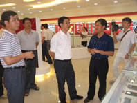 南平市委副書記黃福清、市委常委統(tǒng)戰(zhàn)部部長黃健平一行視察虹潤公司